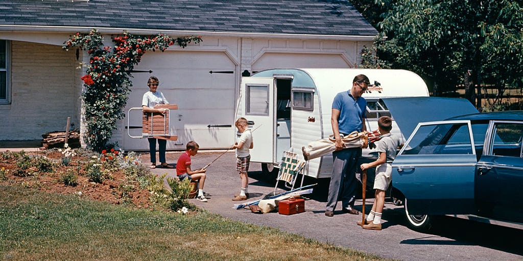 Vintage photos show what cross-country road trips looked like in the 1960s