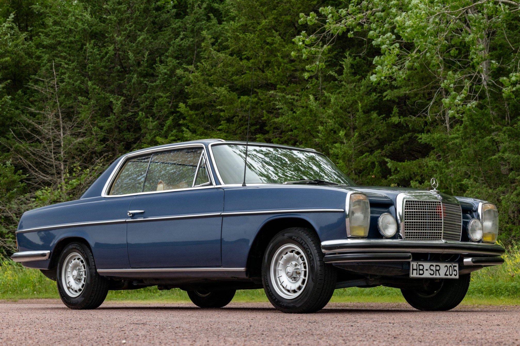 Euro 1970 Mercedes-Benz 250C 4-Speed at No Reserve