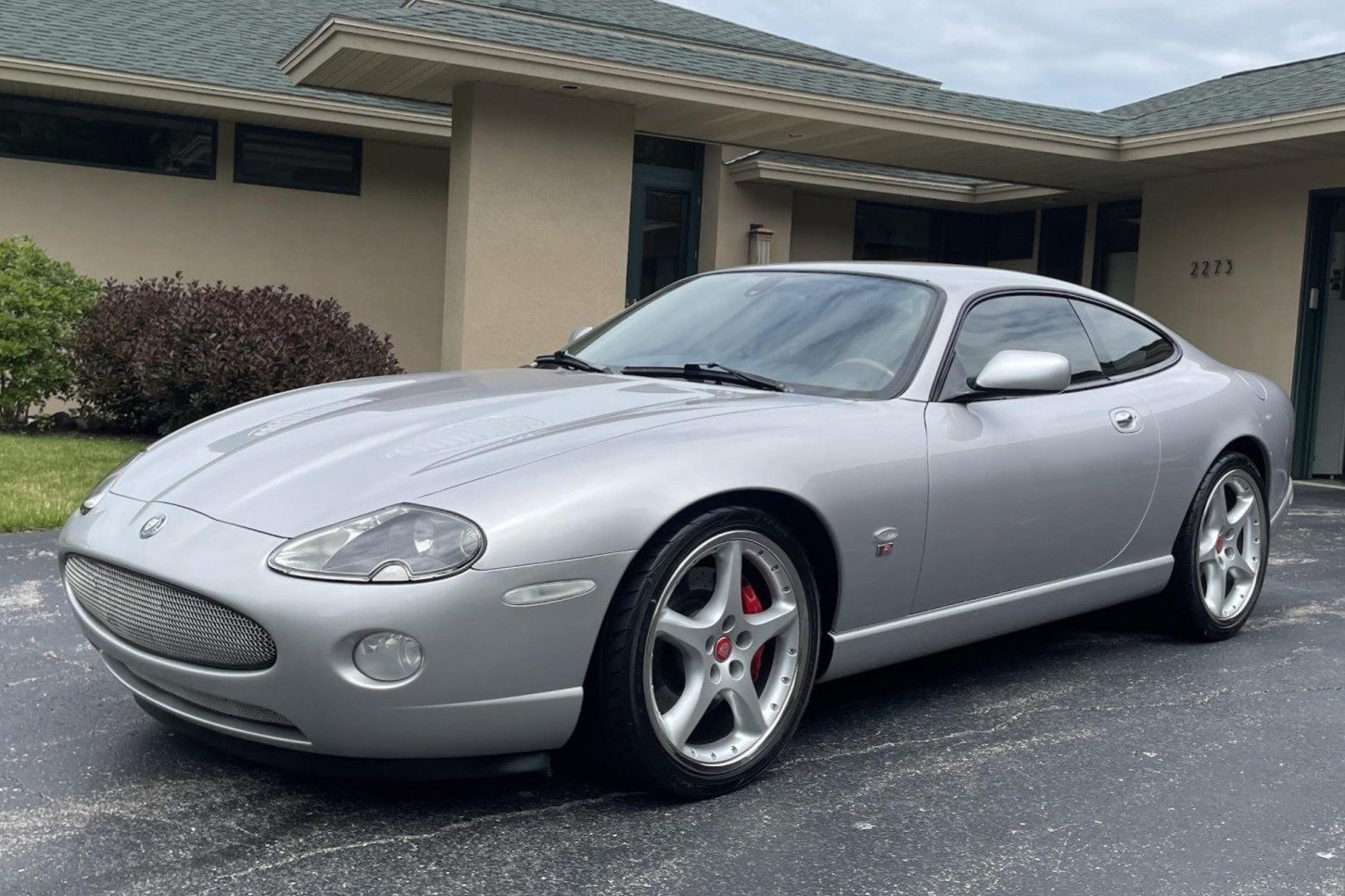 2005 Jaguar XKR Coupe