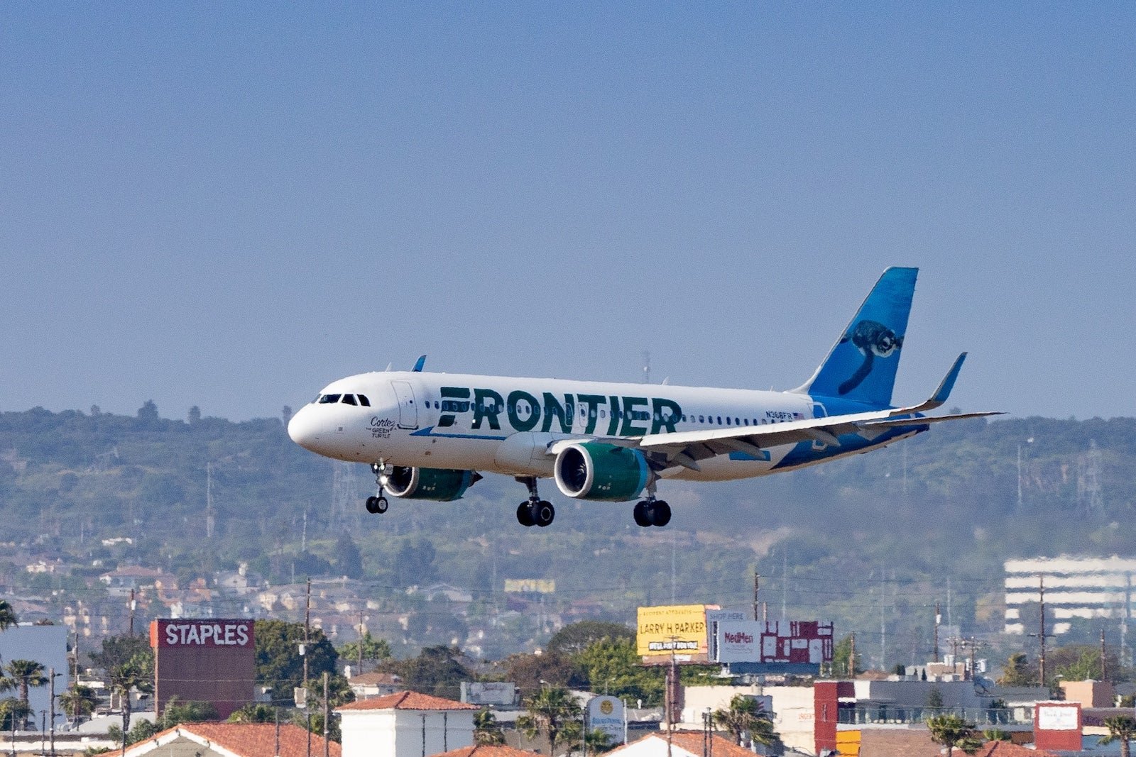 Fly unlimited Frontier flights this fall and winter for $299