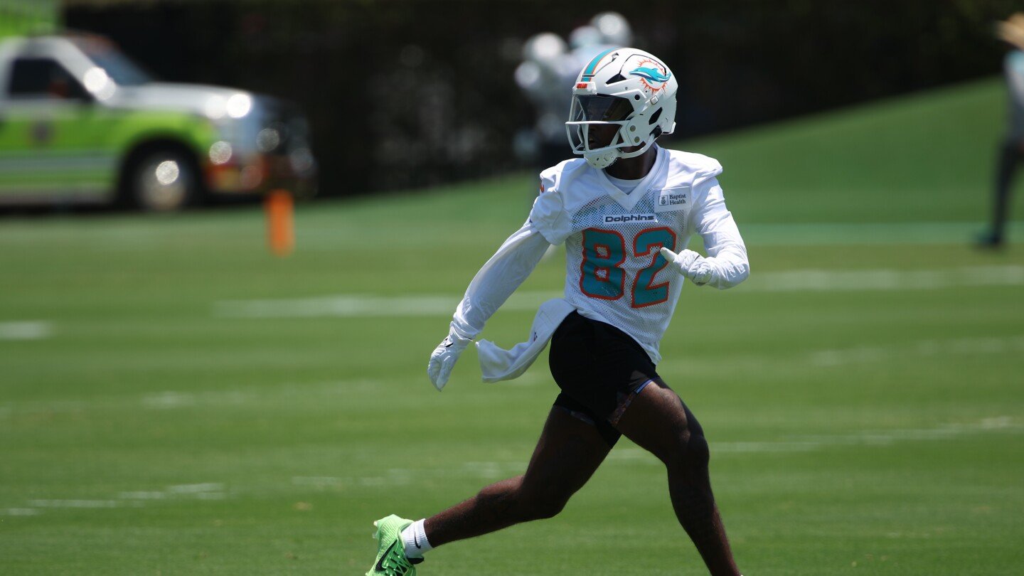 Dolphins put WR Tahj Washington on PUP list