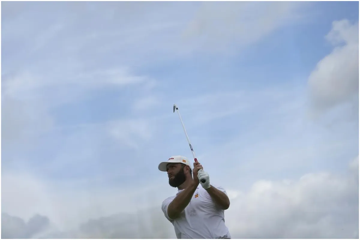 Jon Rahm se fabrica una ocasión de oro