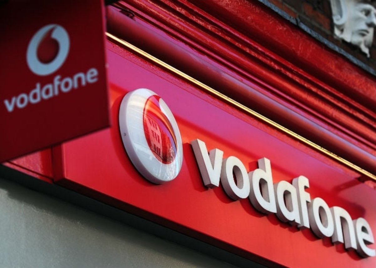 Vodafone confirma que ofrecerá toda LaLiga Hypermotion 24/25 por 6 euros al mes