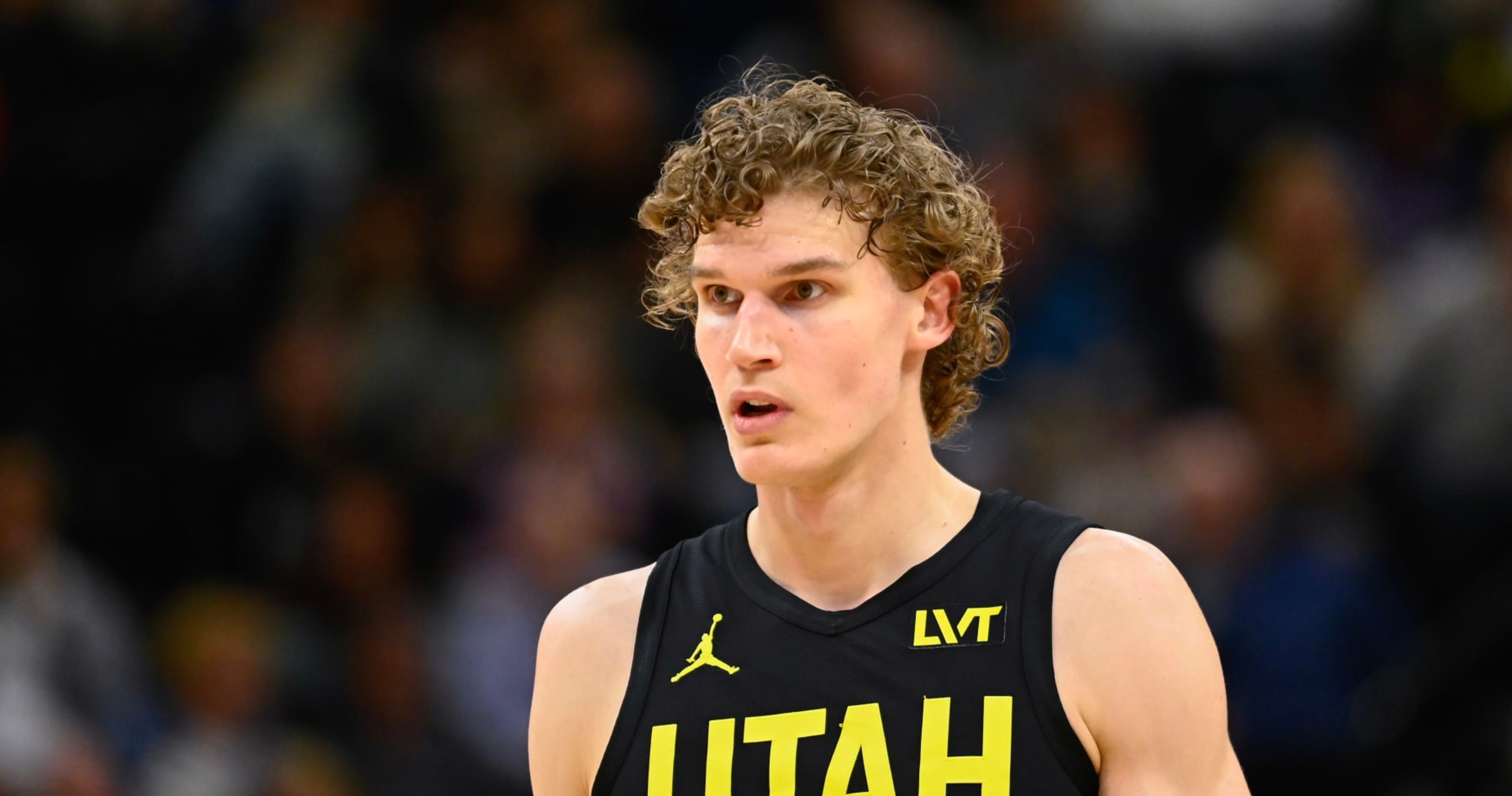 NBA Trade Rumors: Rivals Split on Lauri Markkanen Making Warriors 'a Real Contender'