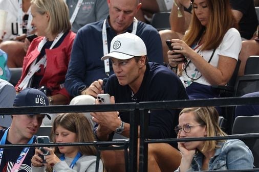 Tom Brady cheers on Simone Biles, Team USA