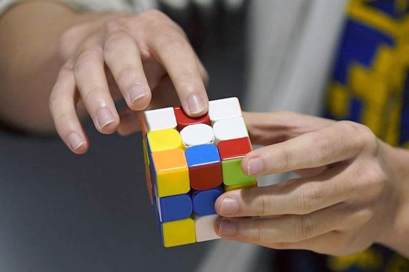 Rubik to be cracked in seconds in B.C.'s 1st speedcubing championship