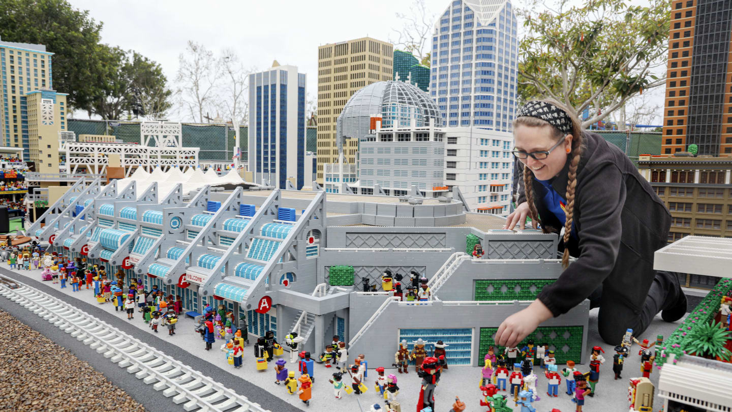 LEGOLAND New York Is Hiring a Master Model Builder