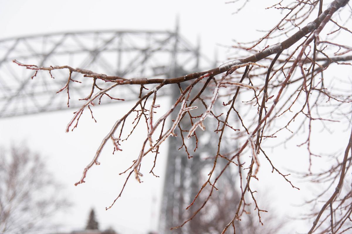 Old Farmer's Almanac Predicts Date Of First Snow For Minnesota