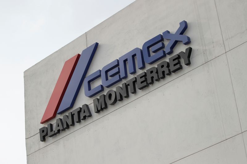 Cemex to divest Dominican operations for $950 million