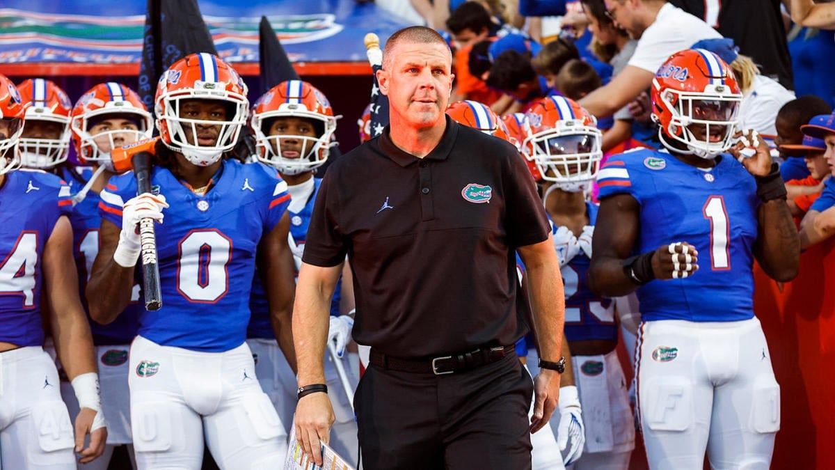 Florida would owe coach Billy Napier a massive buyout if he's fired during or after 2024 season