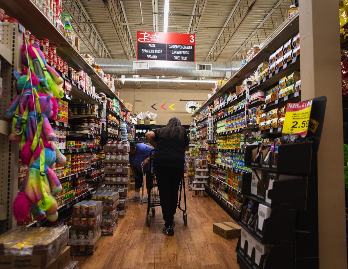 Small grocers feel squeezed by suppliers, and shoppers bear the pain