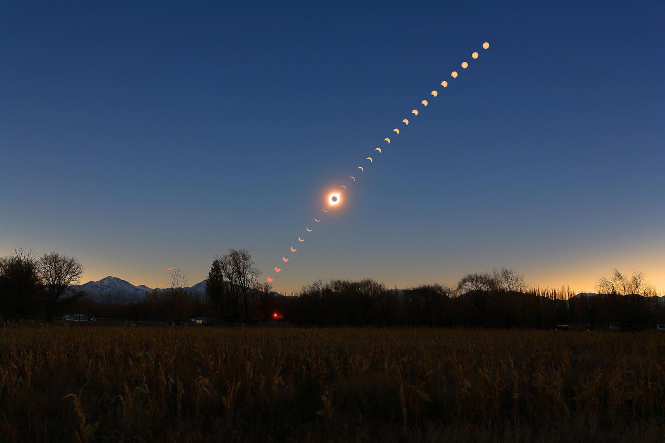 See A Spectacular ‘Sunset Eclipse’ In The U.S. Exactly 20 Years Today