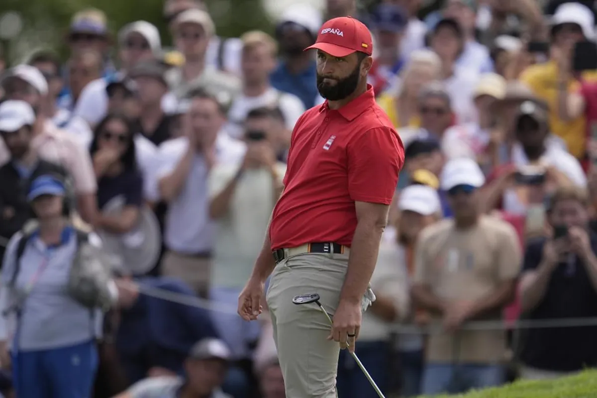 Colapso de Jon Rahm en París