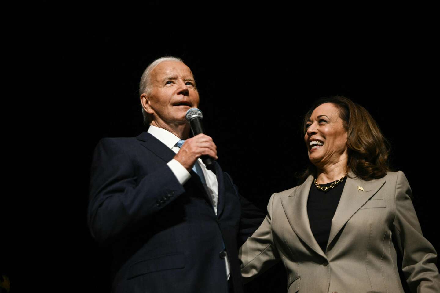 Kamala Harris et Joe Biden apparaissent ensemble pour la première fois depuis que le président américain a renoncé à se représenter