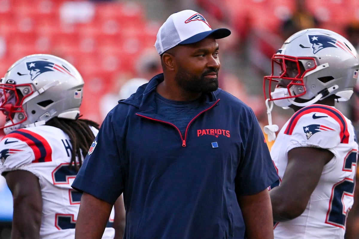 With Bill Belichick’s ‘Hard-A-’ Vibe Gone, Jerod Mayo Hopes to Write His Own Patriots Legacy