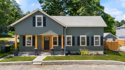 Home of the Week: Rhode Island Cape gets a glow up. Price: $514,900.