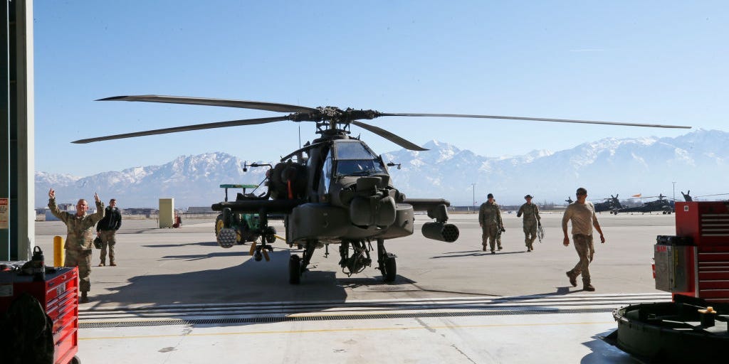 A fighter jet pilot crashed a Utah Apache helicopter after spending only 35 minutes in a simulator: report