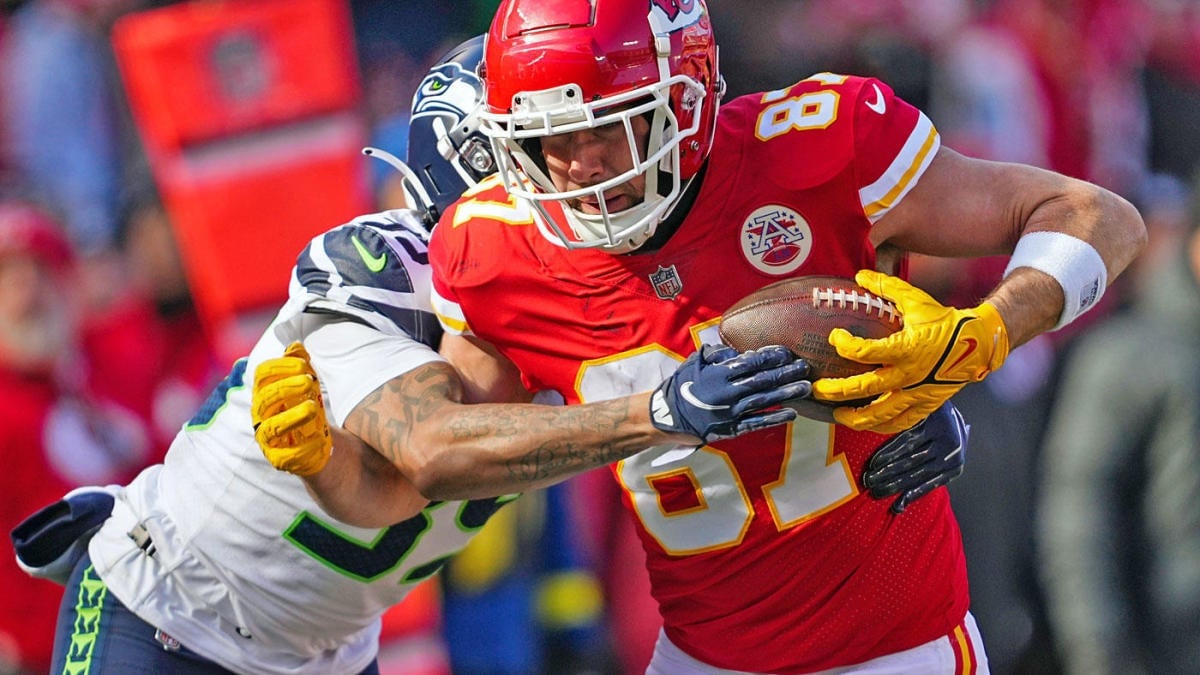 NFL DFS picks, 2024 NFL Kickoff Game: Chiefs vs. Ravens lineup advice, stacks for DraftKings and FanDuel