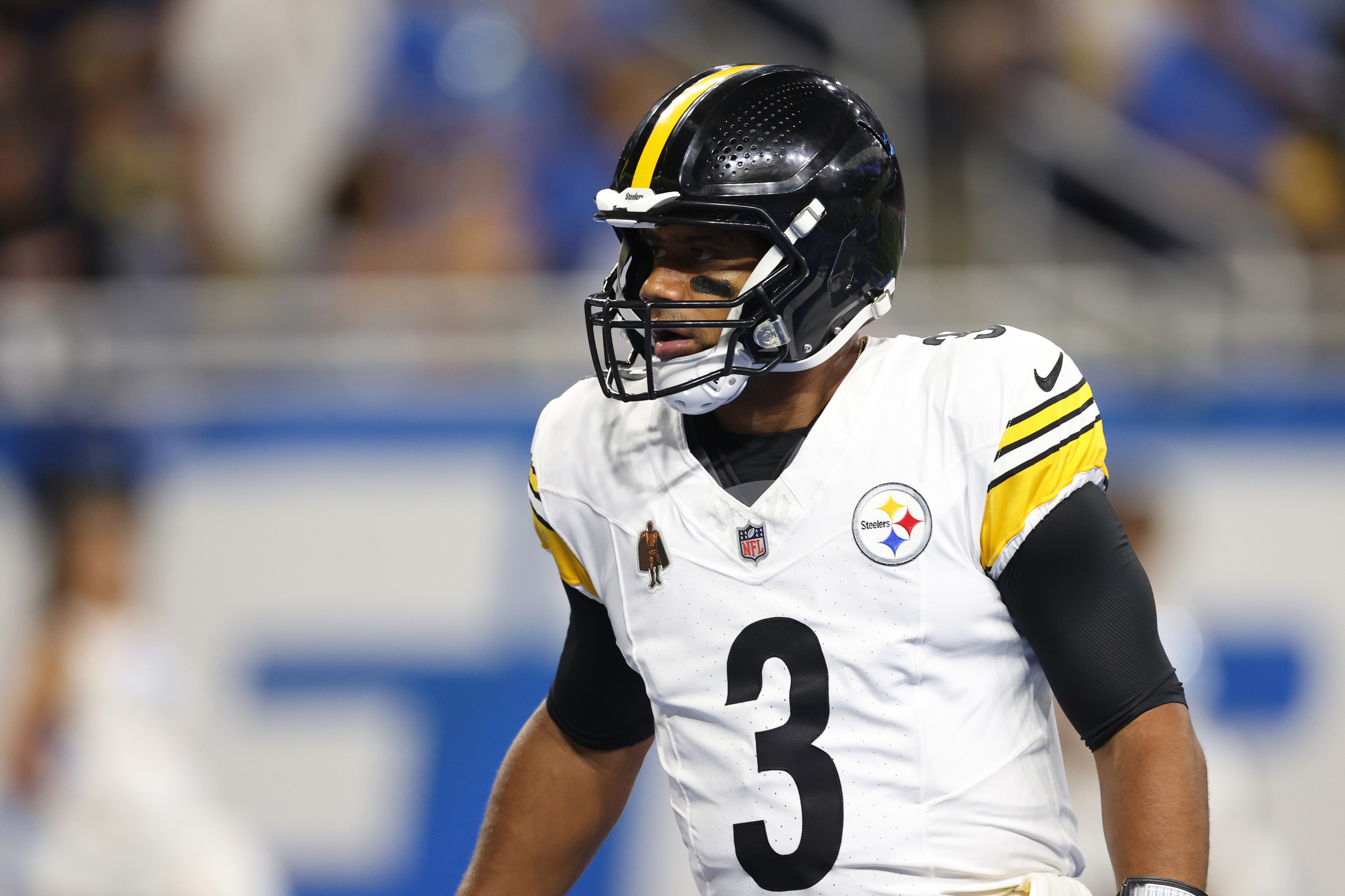 Steelers QB Russell Wilson Limited in Practice With Calf Injury