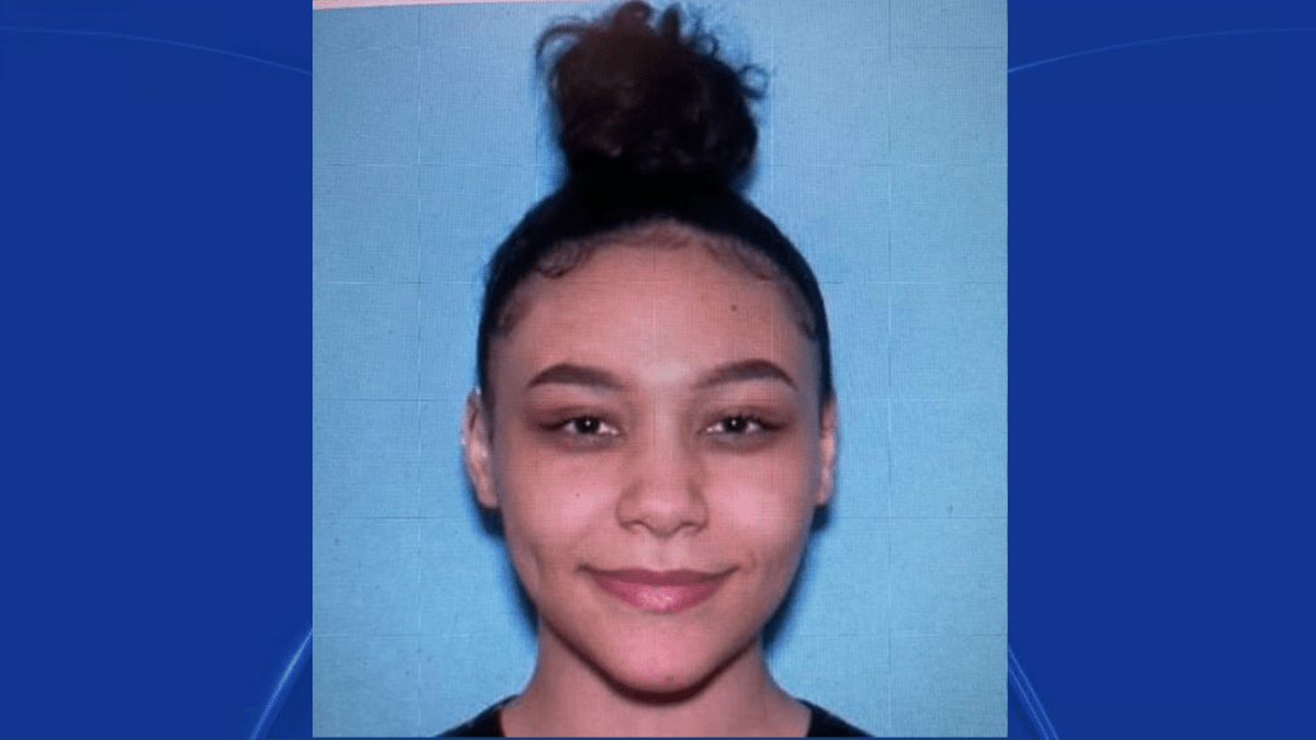 Lawrence police seek missing woman