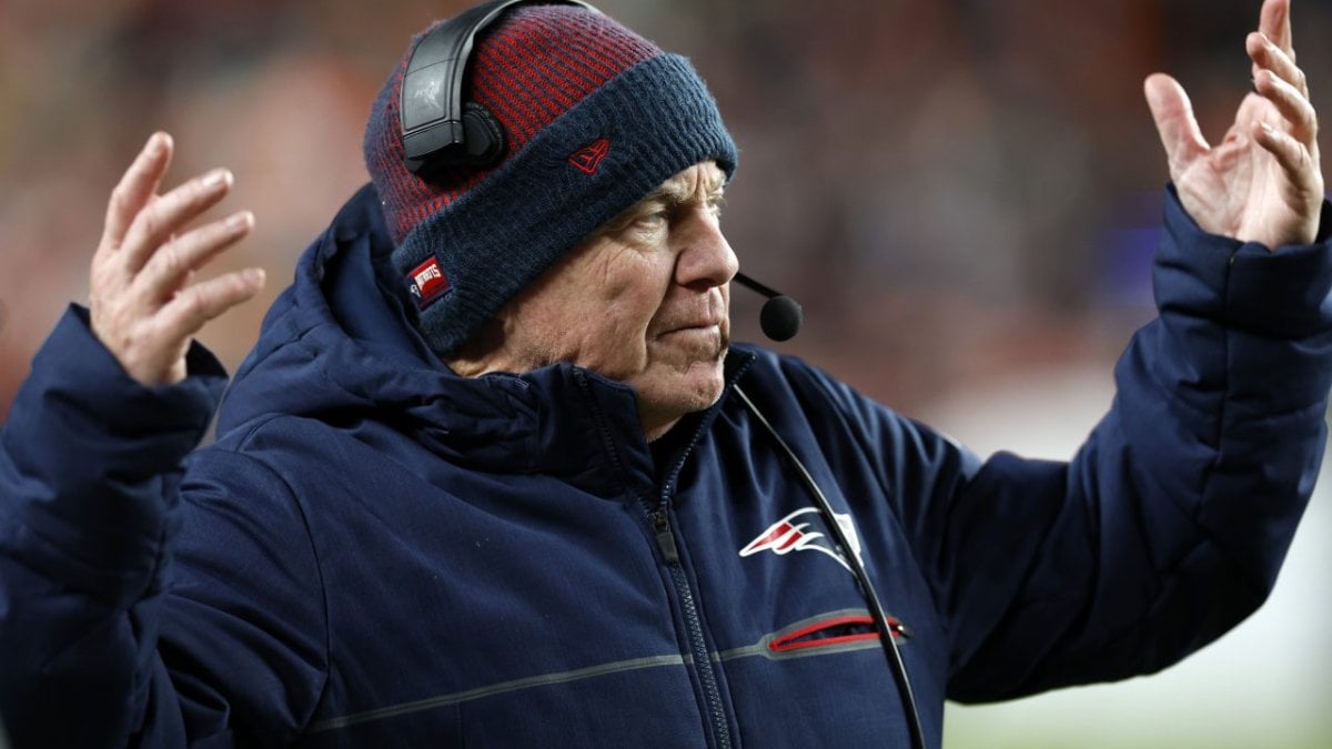 Bill Belichick says ‘Taxachusetts’ keeps players away from Patriots; lawmaker hits back