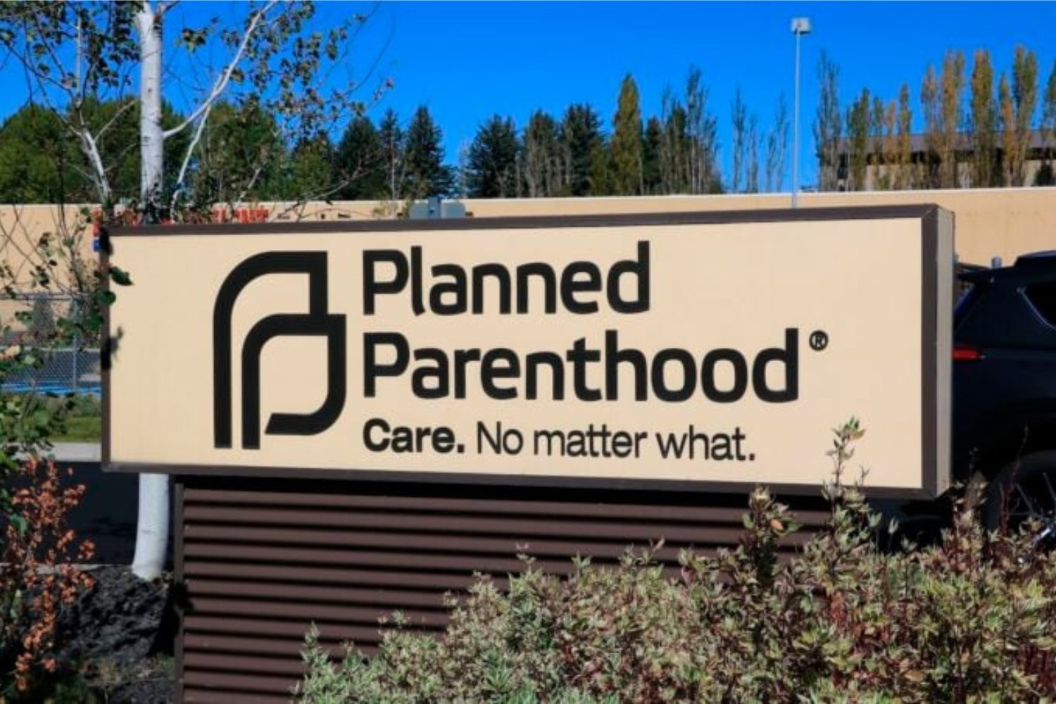 Hackers lanzan una grave amenaza: planean revelar los datos robados de Planned Parenthood en Montana