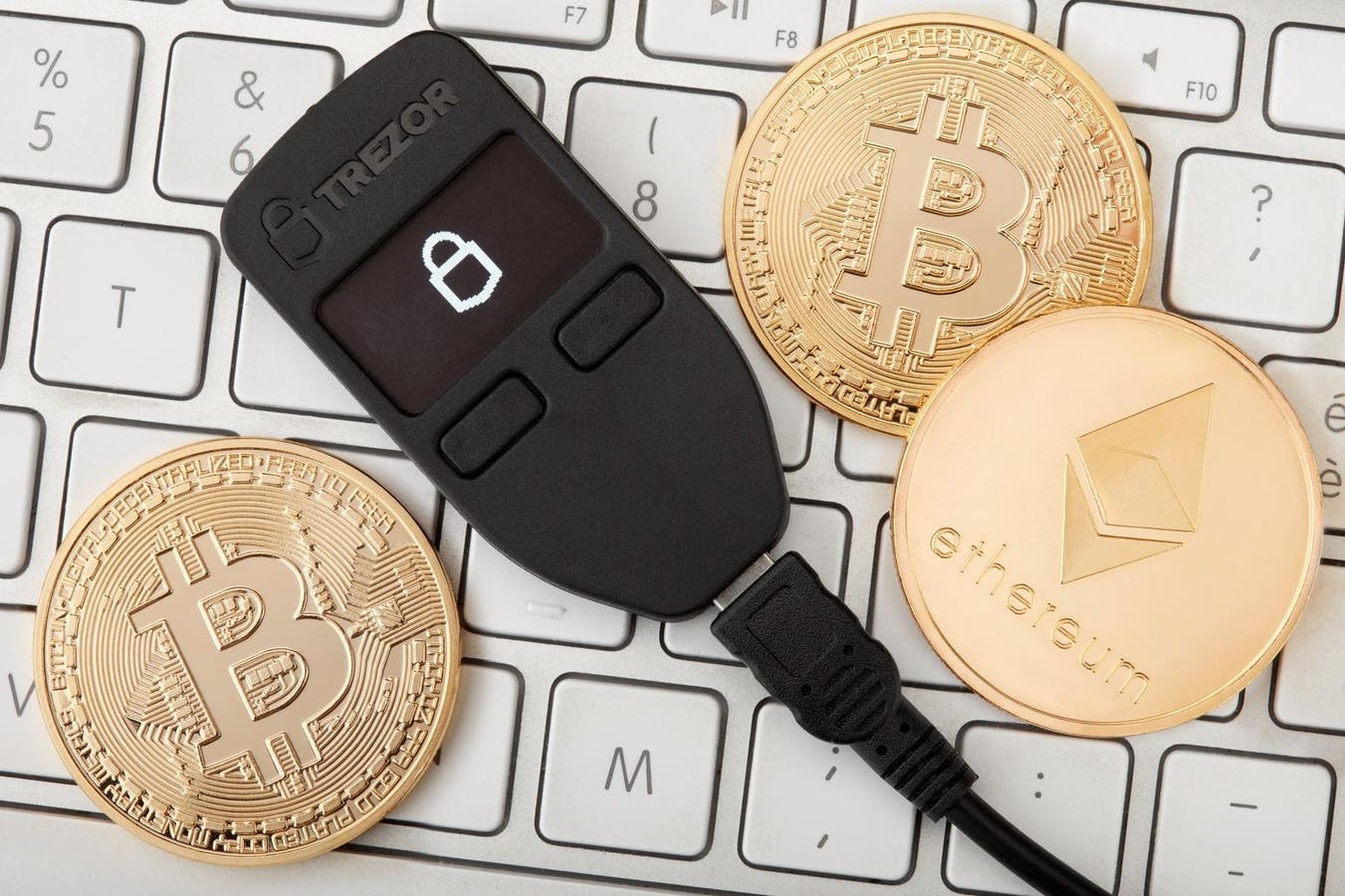 Bitcoin Hardware Wallets Just Turned 10 Years Old