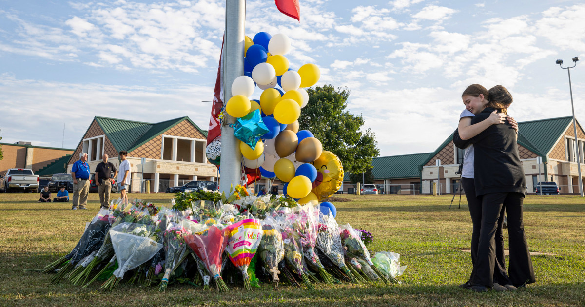 School shooting suspect was a 'good boy' who had troubles at home, his father told authorities last year