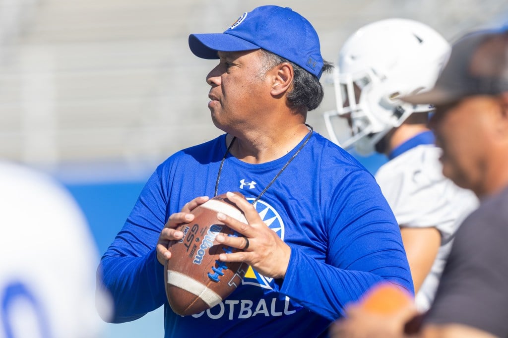 Niumatalolo experience vs Air Force helps San Jose State opens MW play