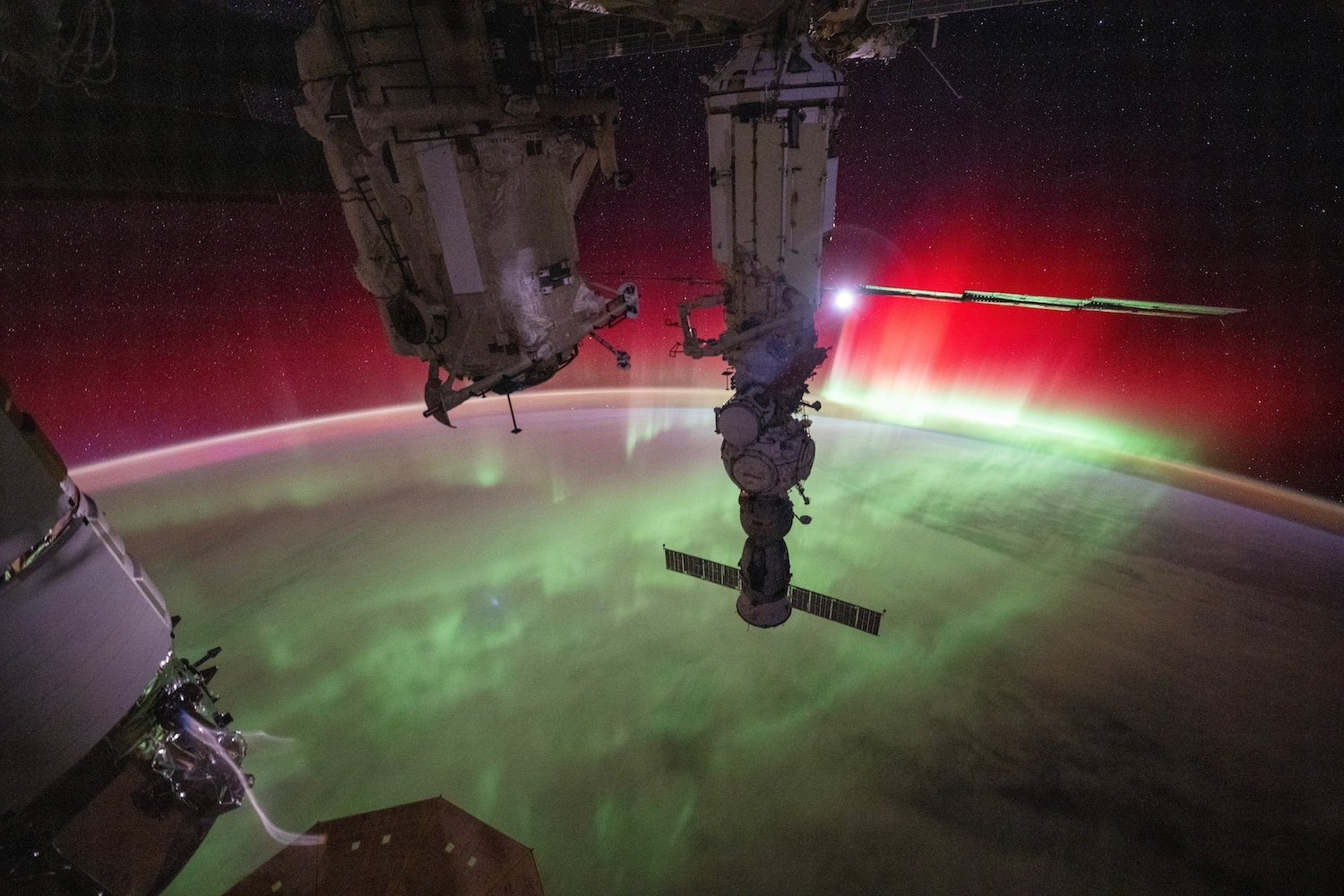 Latest Geomagnetic Storm Catches Scientists Off Guard