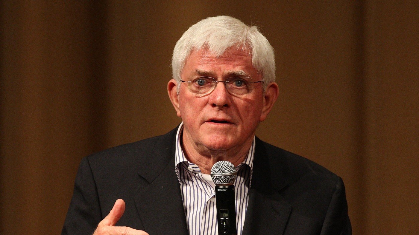 Pioneer talk show host Phil Donahue dies at 88