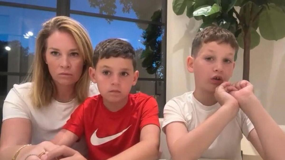 Mom shares warning after kids' near-kidnapping caught on camera