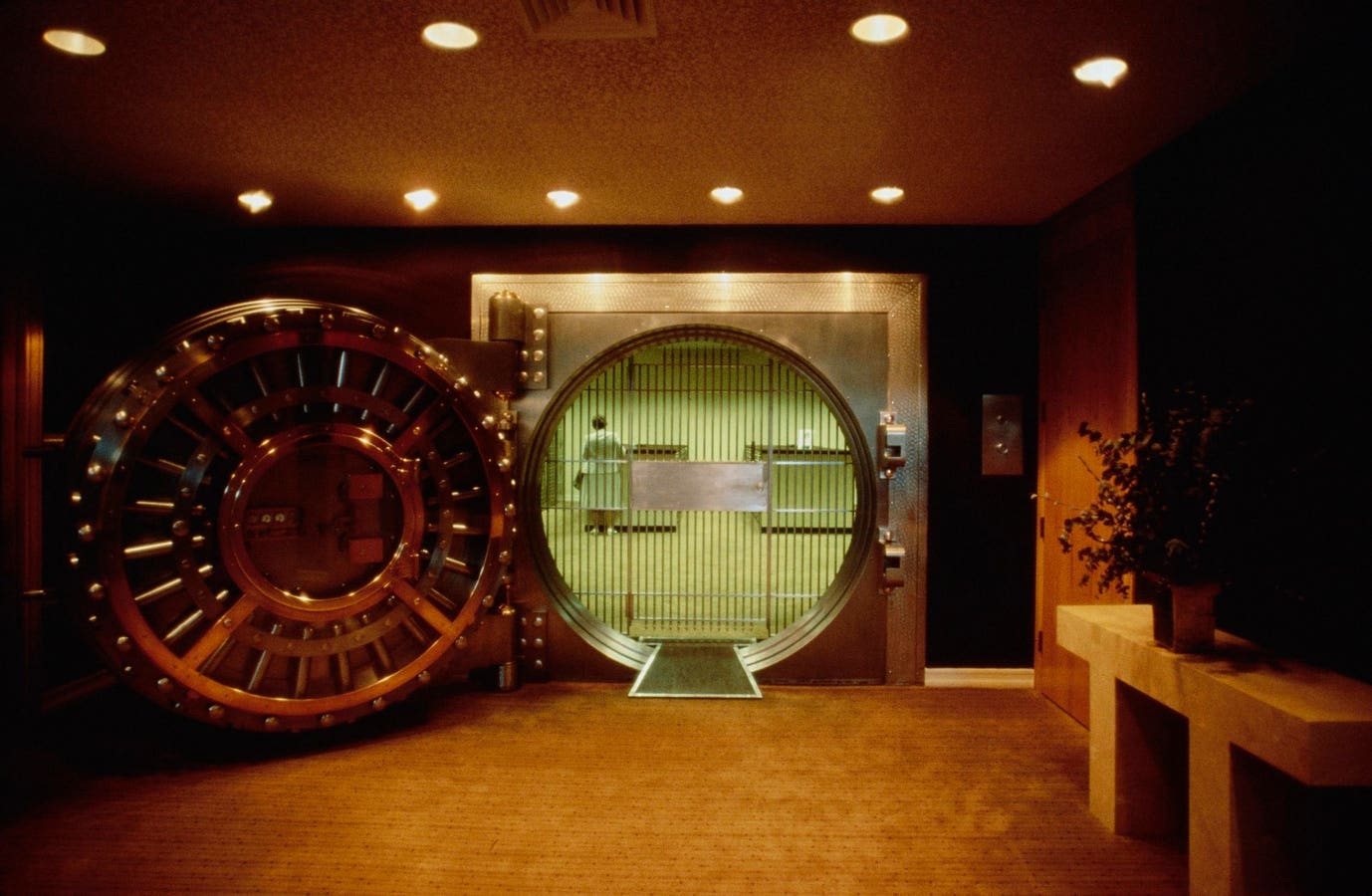 Xapo Bank Aims To Enhance Bitcoin Custody With Tech And Bunkers