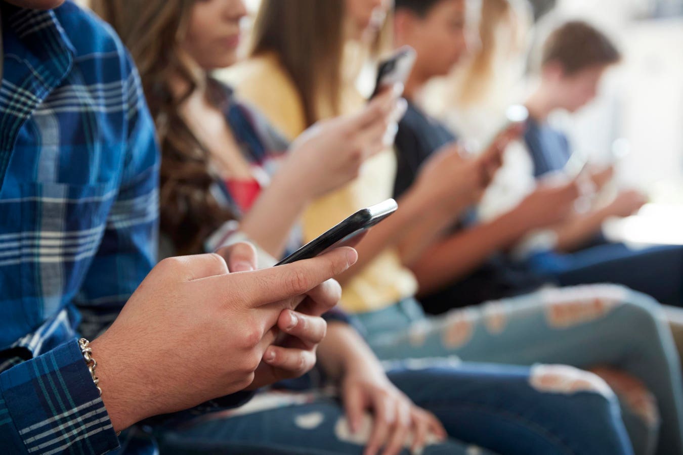 Back To School, But Not To Screens: More Students Face Cellphone Bans