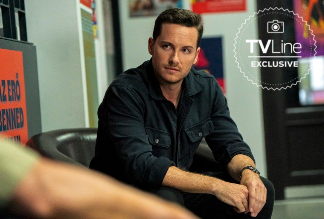 FBI: International Exclusive: First Look at Jesse Lee Soffer’s Special Agent Mitchell, Details on His Fly Team Debut