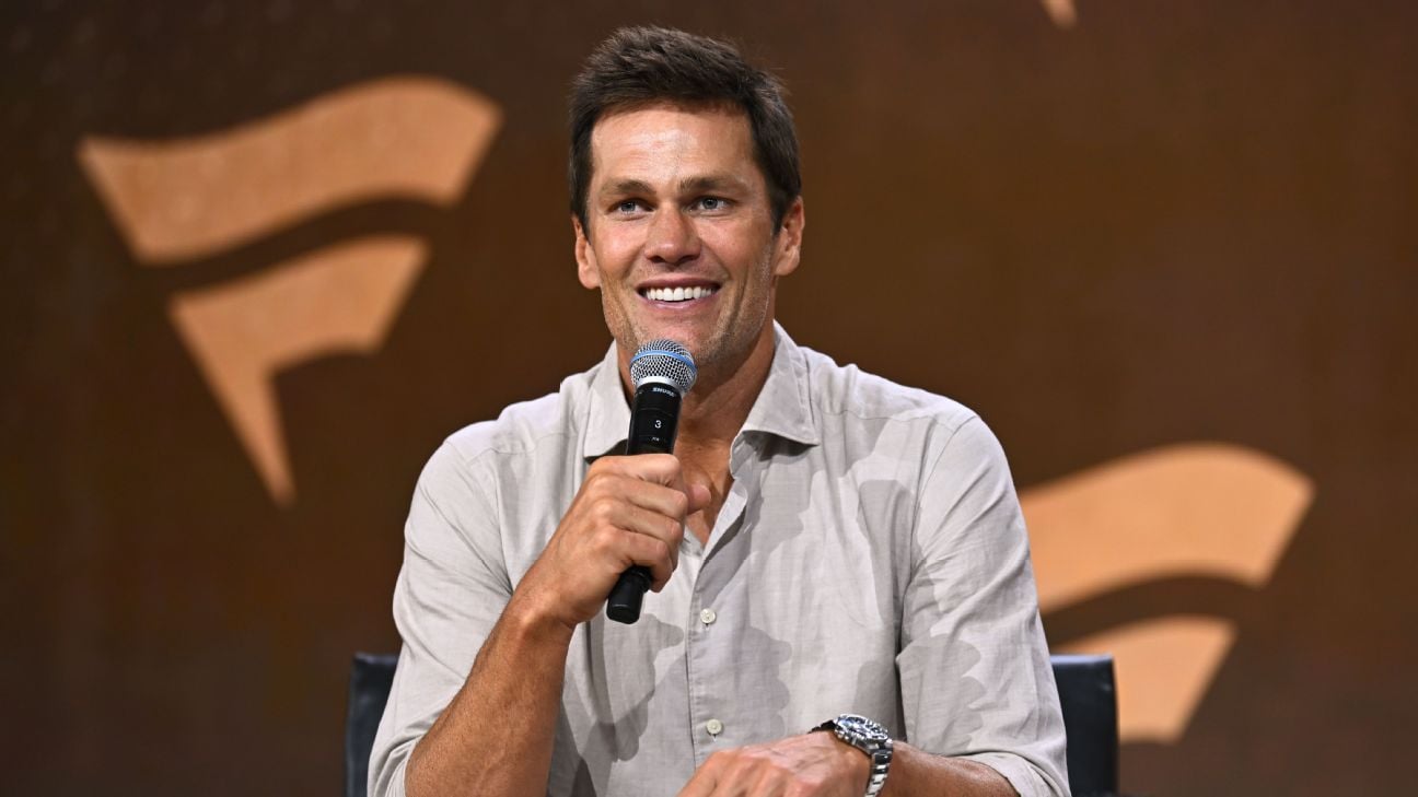 Brady talks TV approach, jabs Giants QB Jones