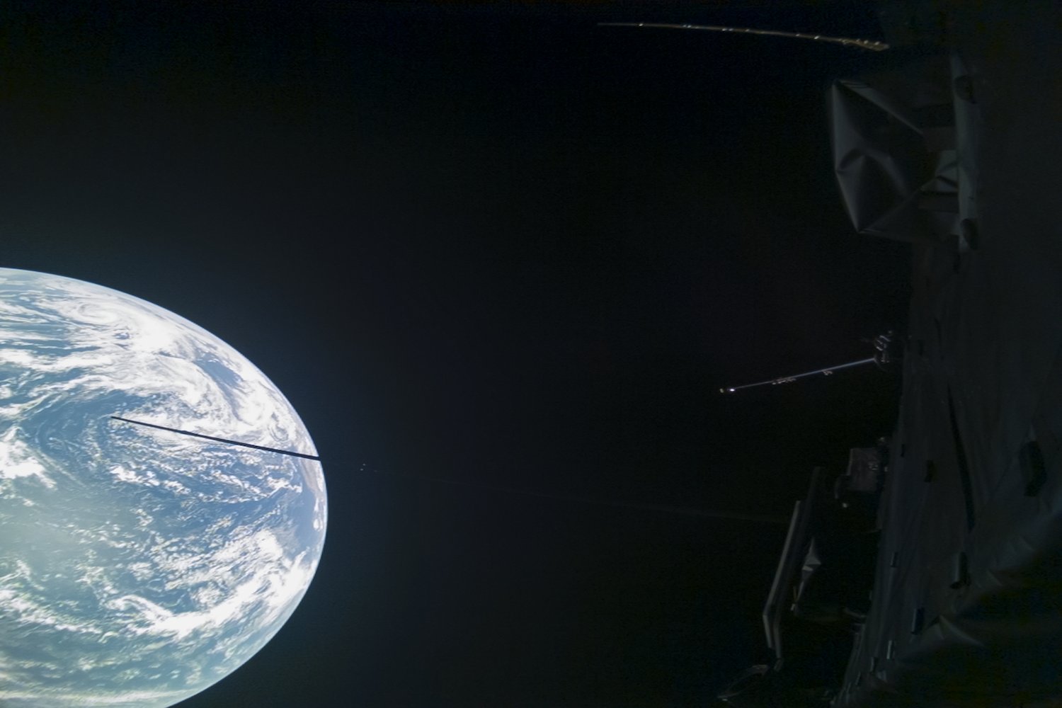 Watch Stunning Timelapse of First Ever Lunar-Earth Flyby