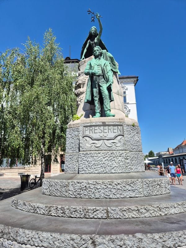 Spomenik Francetu Prešernu in Ljubljana, Slovenia