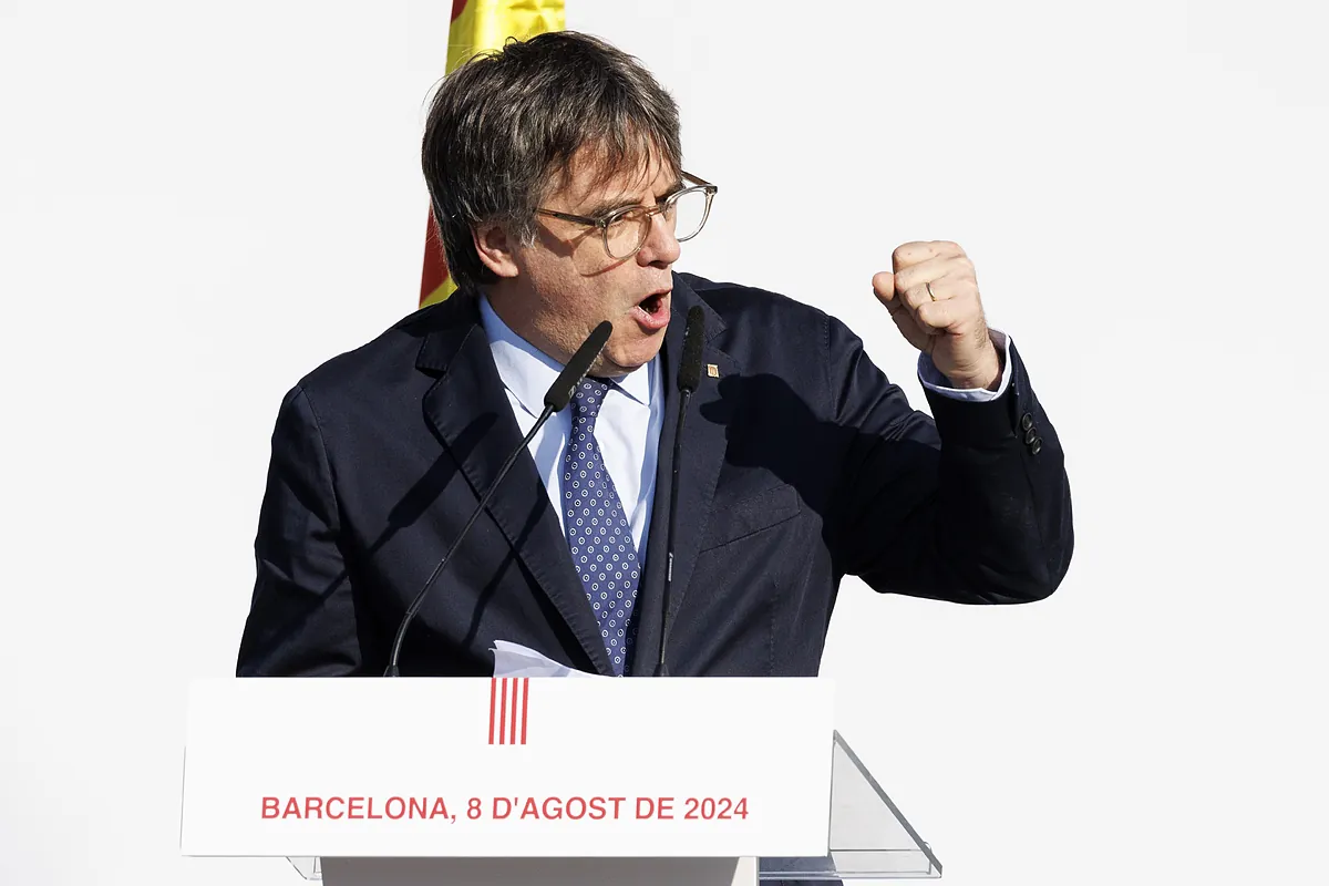 Puigdemont reaparece en vídeo, presume de su fuga y la define como "una extracción en un contexto de represión brutal" y desafía de nuevo a la Justicia