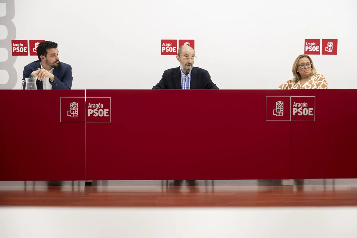 Primer 'no' de una Ejecutiva socialista al cupo catalán: Aragón condena los "privilegios" y los sanchistas se van de la reunión