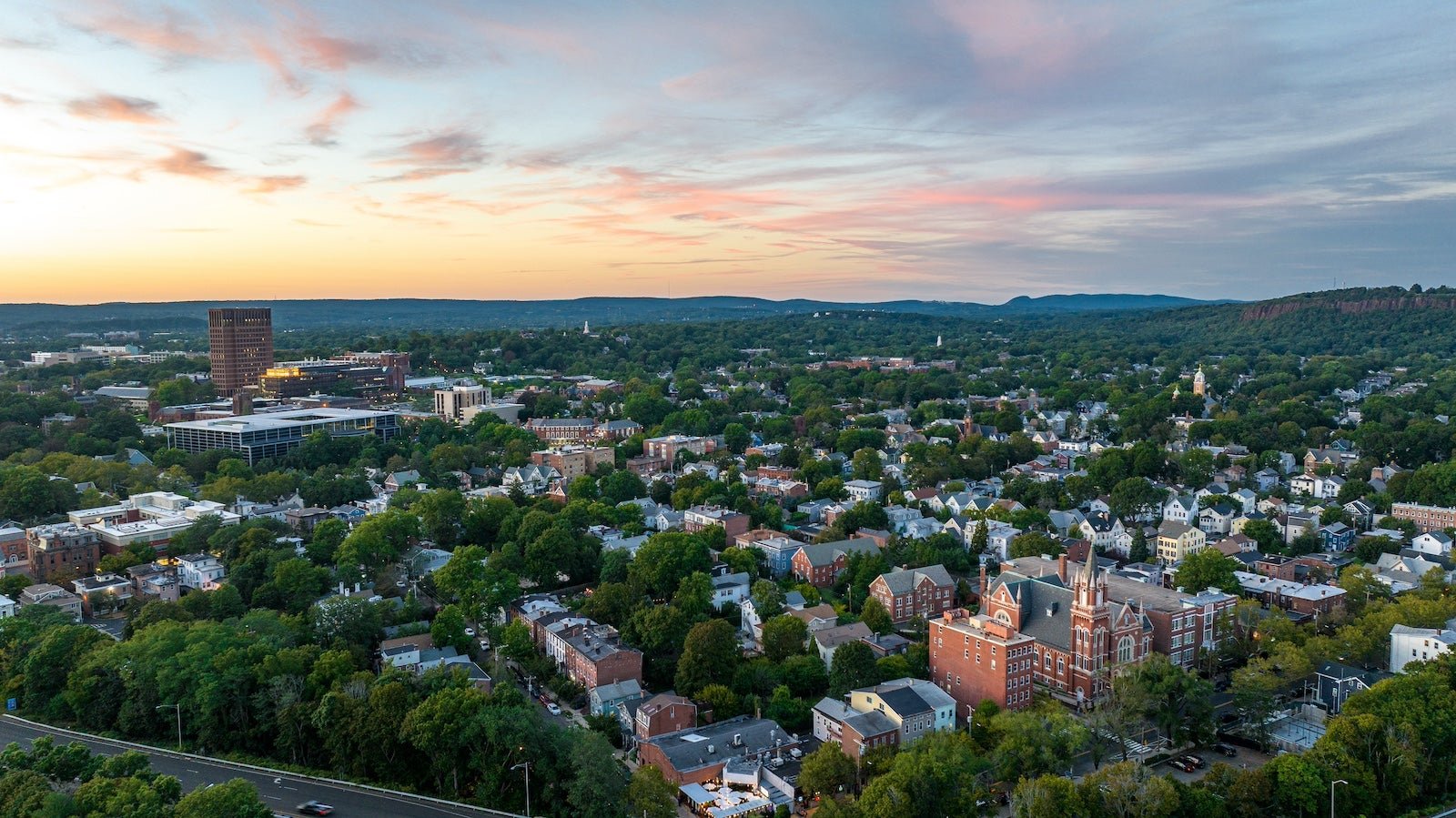 America’s third-smallest state is home to the hottest airline turf battle