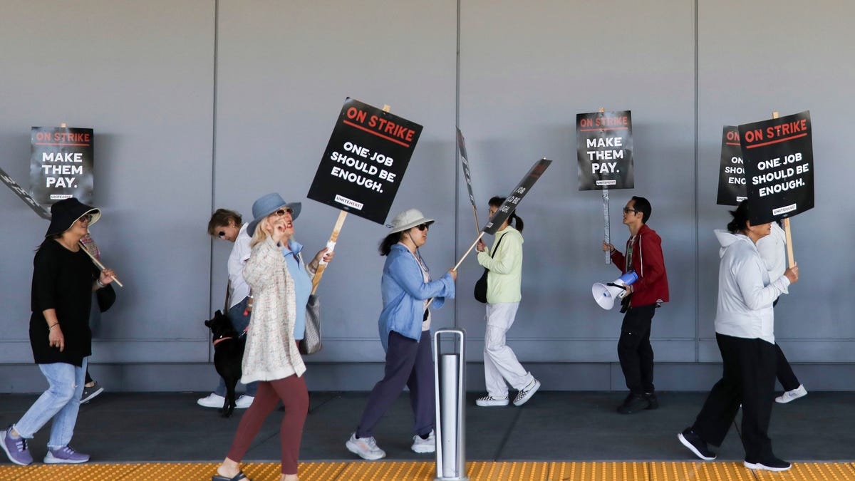 More than 9,000 hotel workers are now on strike