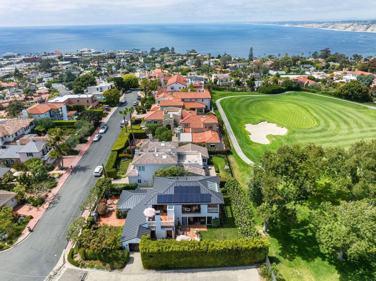 Tee Up To 5 Golf Properties That Get You Closer To The Green