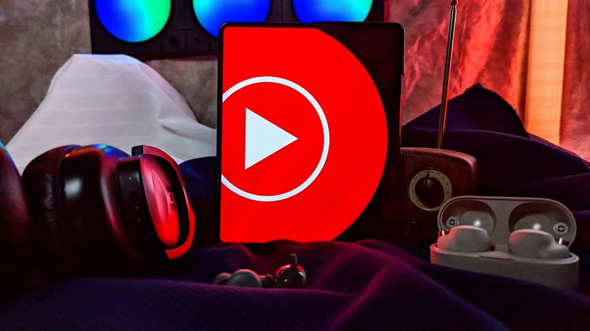 YouTube Music and Apple Music come together in an unexpected way