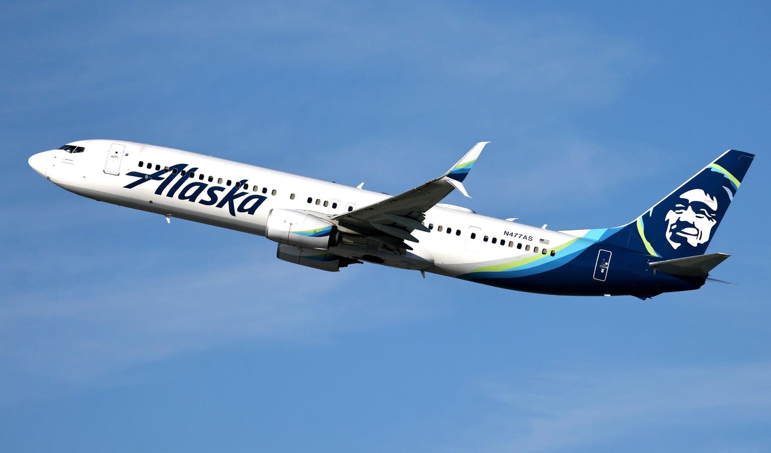 Alaska-Hawaiian Airline Deal Clears DOJ’s Anti-Trust Regulators