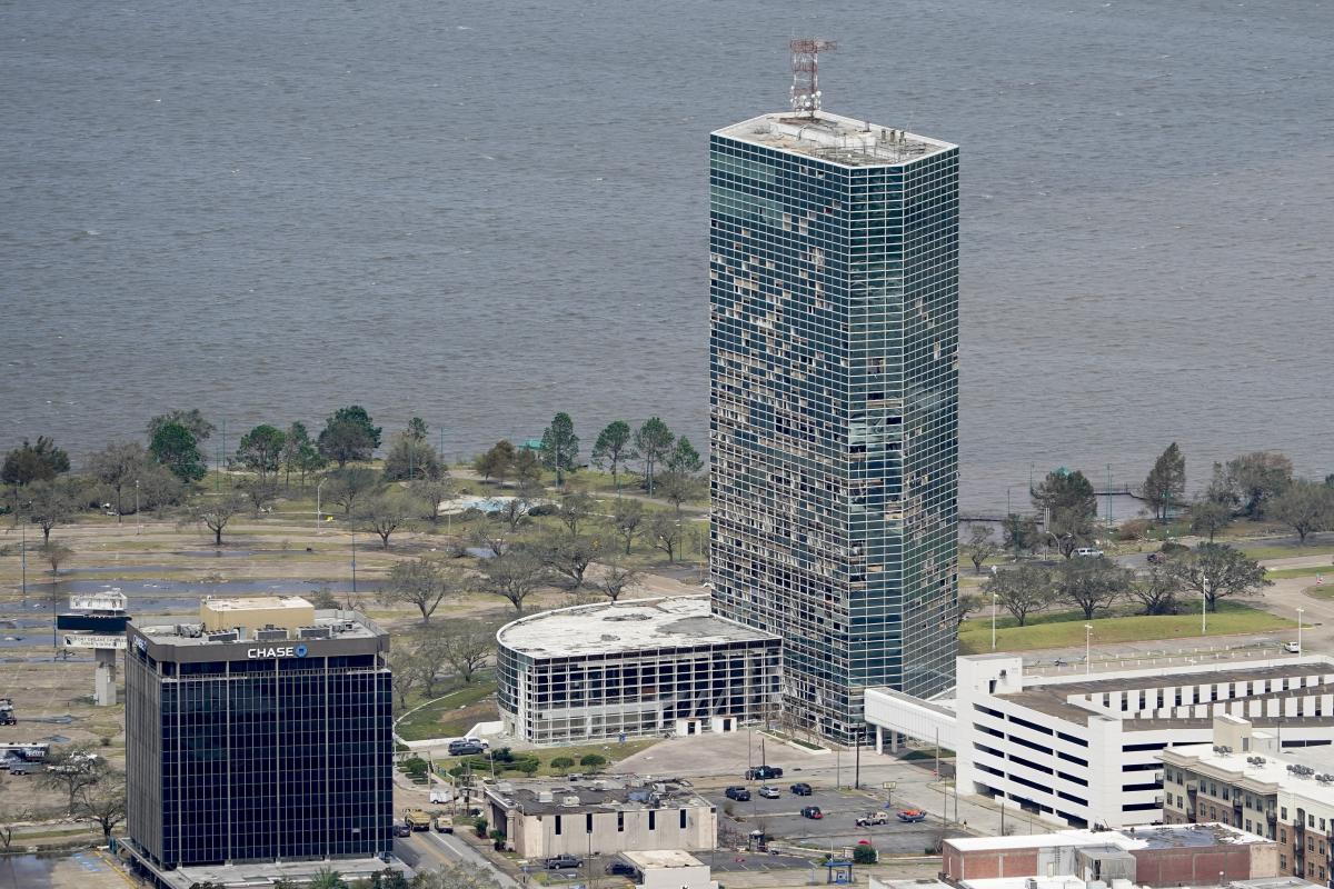 A hurricane-damaged Louisiana skyscraper is imploded