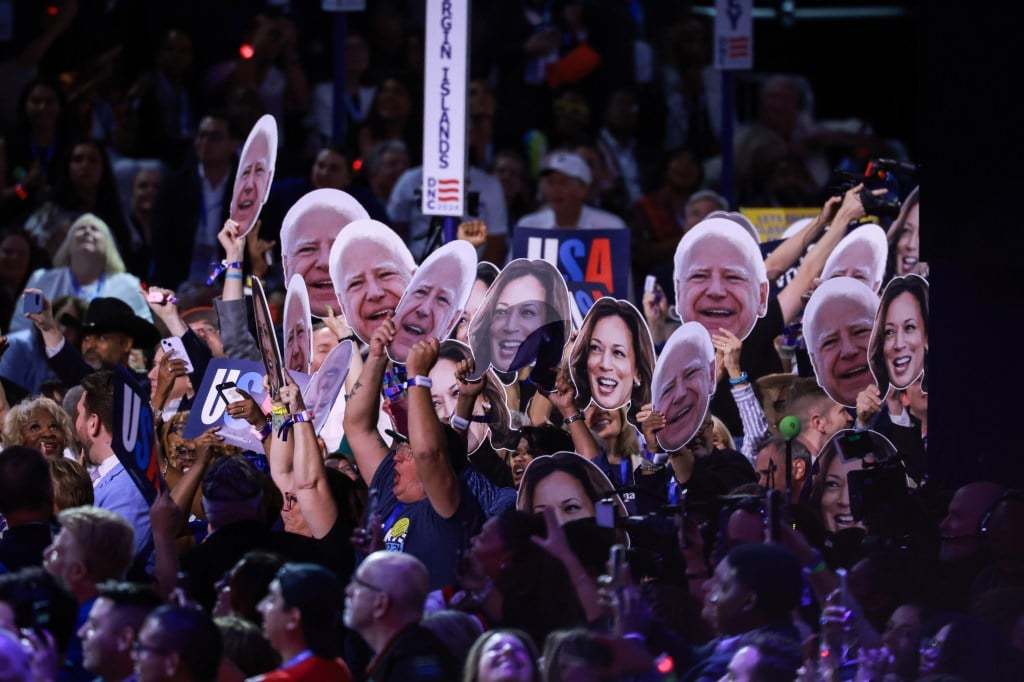 Split Screen Moment: Kamala Harris Giving Milwaukee Speech On Second Night Of DNC