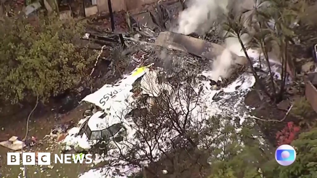 Aerial video shows 'horror scene' after Brazil plane crash