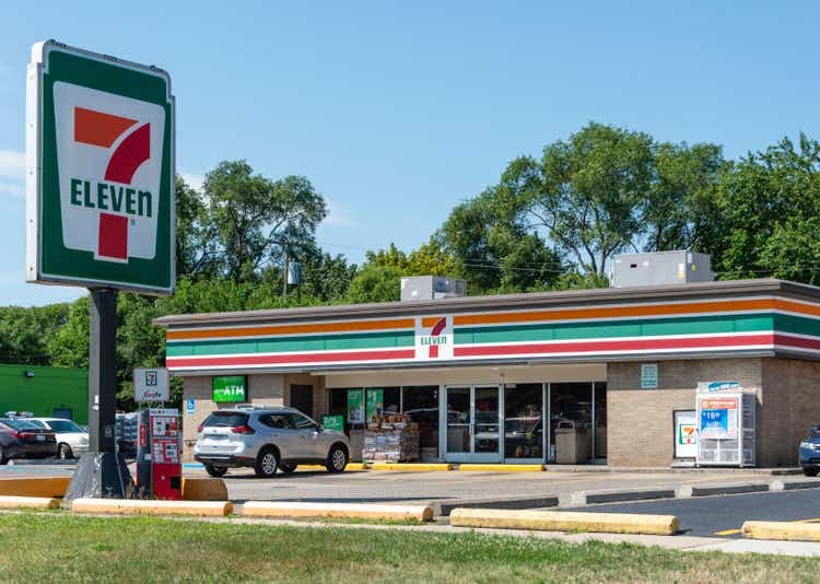 FTC plans to probe Couche-Tard's $38.5B offer for 7-11 owner - Reuters