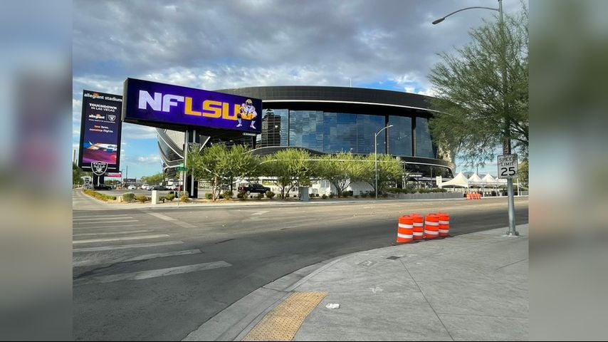 LSU football readies for season opener against USC in Las Vegas